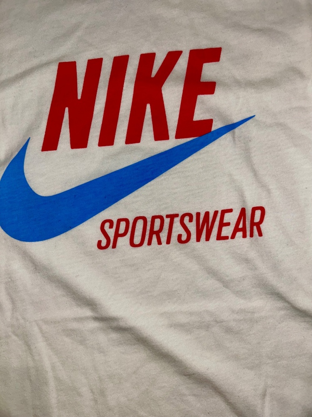 Nike Sportswear Logo T-Shirt Women's Medium White Short Sleeve Graphic Tee NWT - Picture 2 of 5